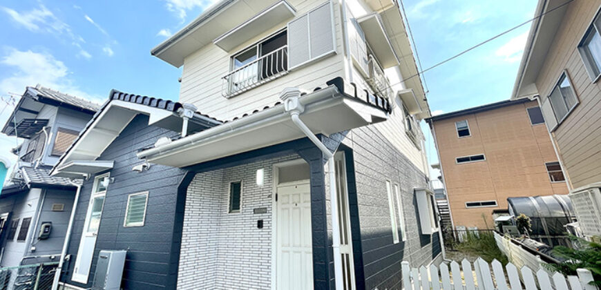 Casa reformada em Suzuka Sakurajima-cho