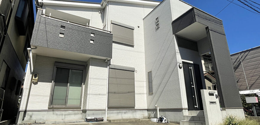 Casa reformada em Nagoya