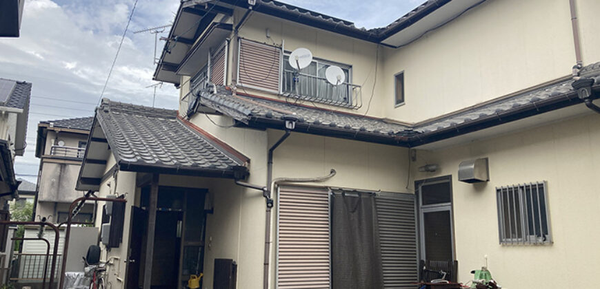Casa em Okazaki