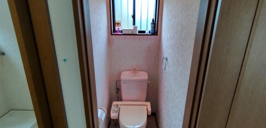 Casa com terreno grande em Yokkaichi