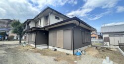 Casa reformada em Maeda-cho, Yokkaichi