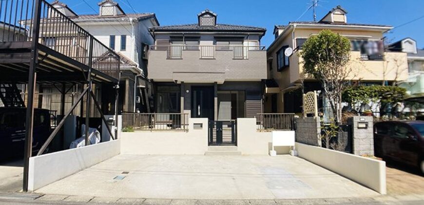 Casa reformada em Handa, Yokogawa-cho