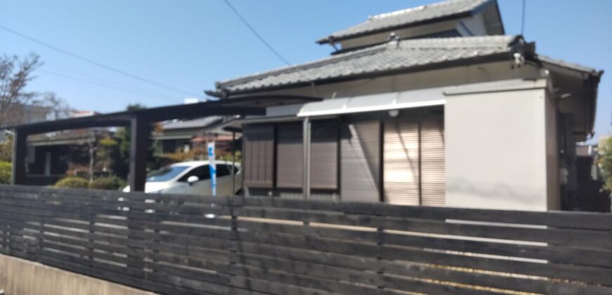 Casa reformada em Tsu, Tarumi