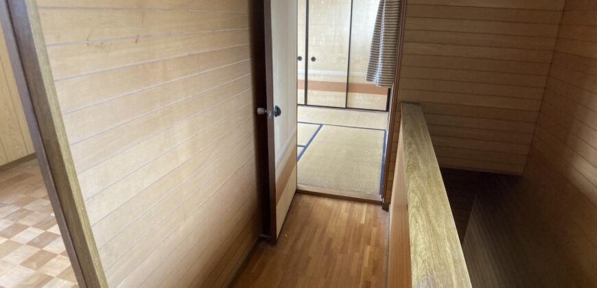 Casa em Kuwana por ¥36.669/mês