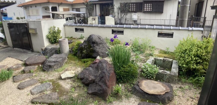 Casa em Kuwana por ¥36.669/mês