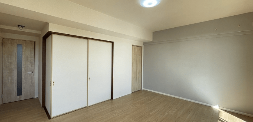 Apartamento à venda em Tsu, Minamigaoka por ¥65,000/mês