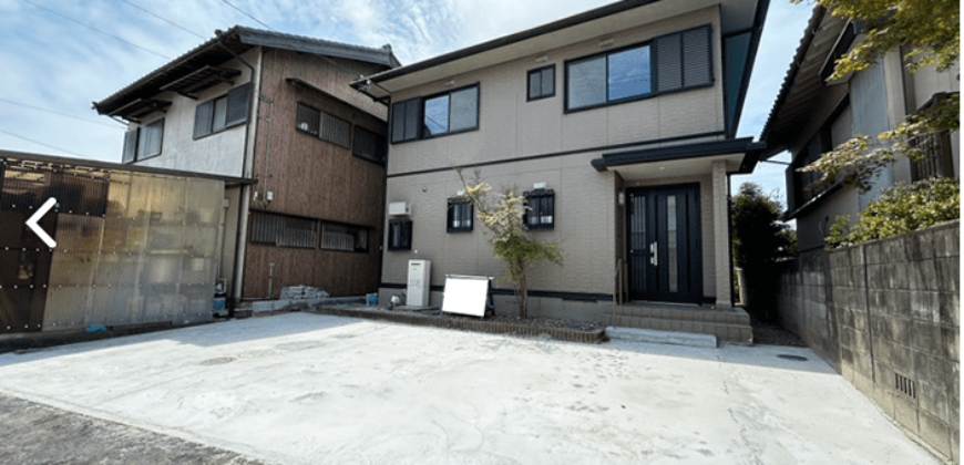 Casa à venda em Yokkaichi, Nishihinocho por ¥62,100/mês