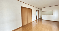 Casa à venda em Yokkaichi, Betsuyama por ¥67,800/mês