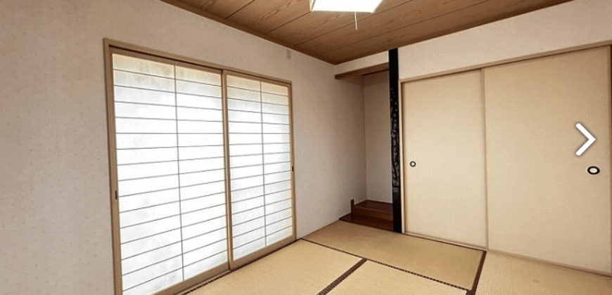 Casa à venda em Yokkaichi, Betsuyama por ¥67,800/mês