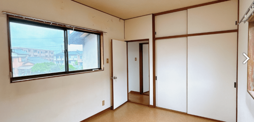 Casa à venda em Yokkaichi, por ¥39,500/mês