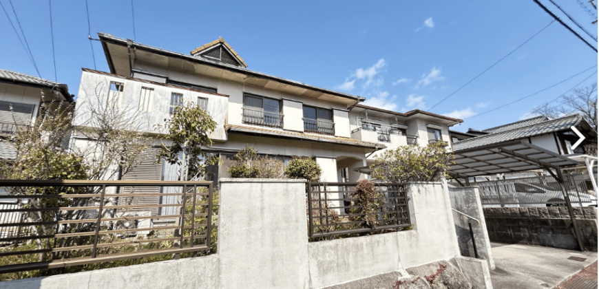 Casa à venda em Yokkaichi, em Hiratsu Shinmachi por ¥56,500/mês