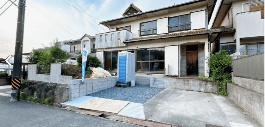 Casa à venda em Yokkaichi, em Hiratsu Shinmachi por ¥56,500/mês