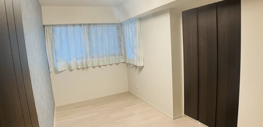 Apartamento à venda em Gifu, por ¥79,100/mês