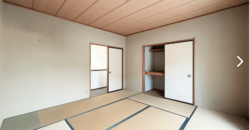 Casa de 4 casas à venda em Komaki, Shiroyama por ¥56,500/mês