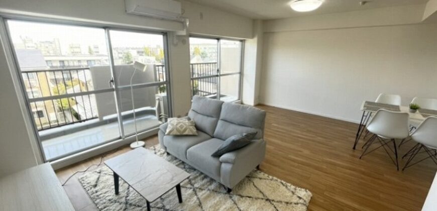 Apartamento à venda em Itami-shi, Midorigaoka por ¥40,000/mês