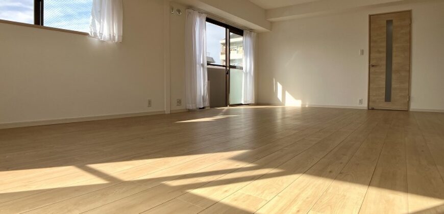 Apartamento à venda em Matsuyama-shi, Kayamachi por ¥51,000/mês