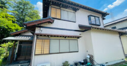 Casa à venda em Toyota, Akiba-chō por ¥66,000/mês