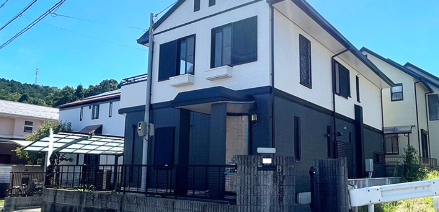 Casa à venda em Kawanishi-shi, Yuyamadai por ¥81,000/mês