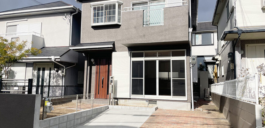 Casa à venda em Kobe-shi, Tarumi-ku por ¥60,000/mês