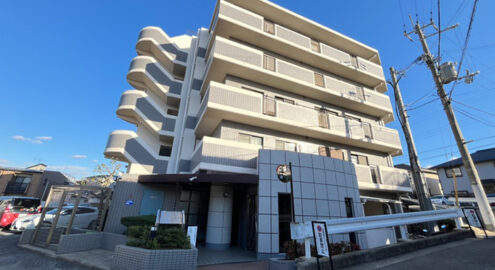 Apartamento à venda em Kawanishi-shi, Minami Hanayashiki por ¥85,000/mês