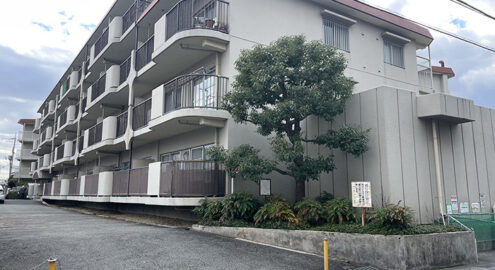 Apartamento à venda em Itami-shi, Midorigaoka por ¥40,000/mês