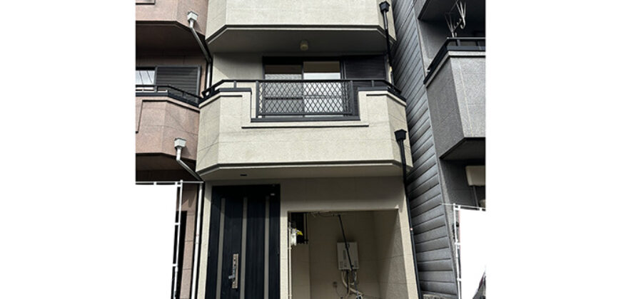 Apartamento à venda em Kyoto-shi, Fushimi-ku por ¥77,000/mês