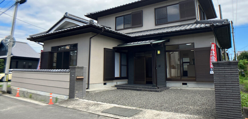 Casa à venda em Niihama-shi, Dobashi por ¥54,000/mês