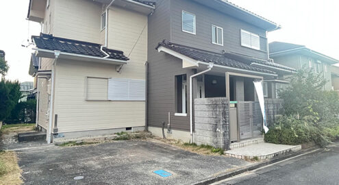 Casa à venda em Komaki, Hikarigaoka por ¥70,000/mês