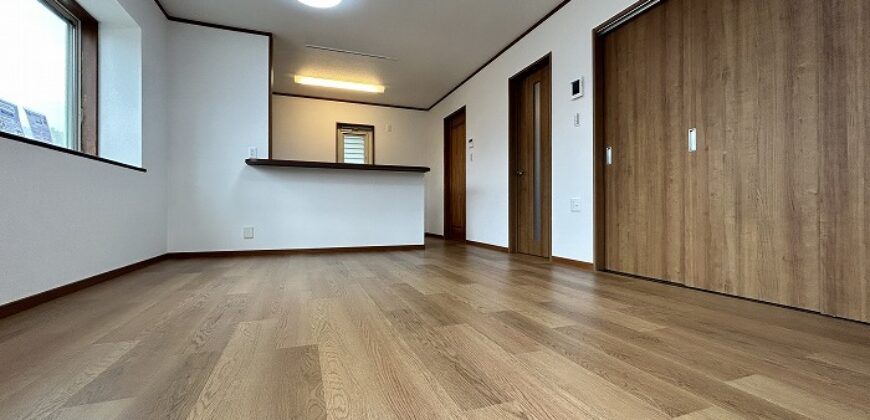 Casa à venda em Hiroshima-shi, Higashi-ku por ¥80,000/mês