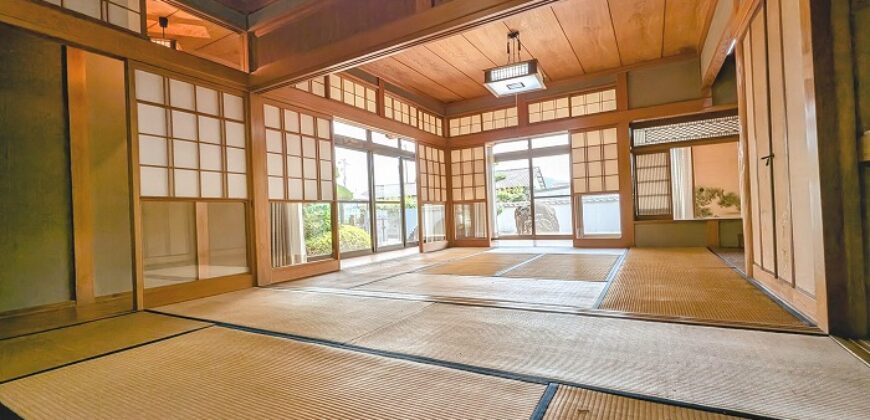 Casa à venda em Higashikagawa-shi, Sanbonmatsu por ¥34,000/mês