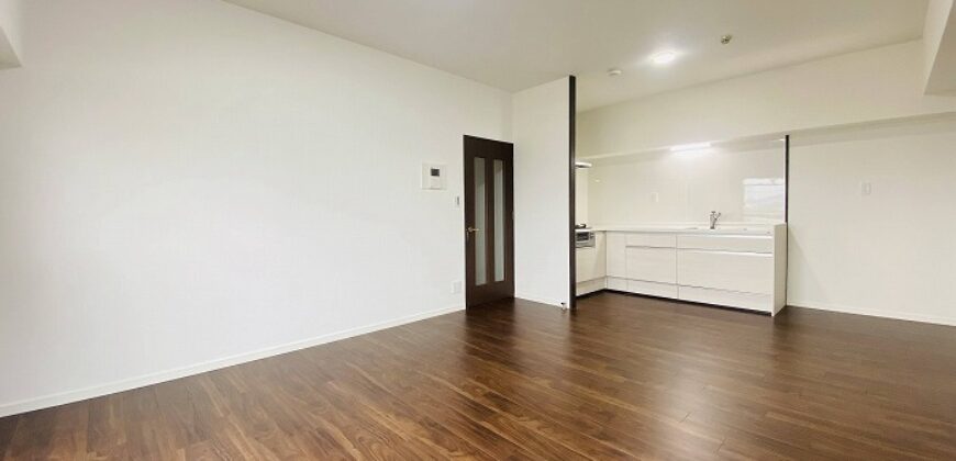 Apartamento à venda em Tokai, Nawa-chō por ¥57,000/mês