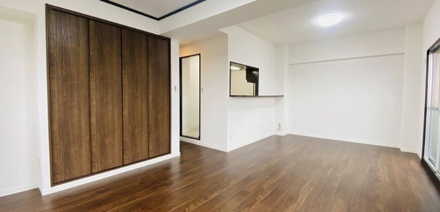 Apartamento à venda em Tokai, Arao-chō por ¥43,000/mês