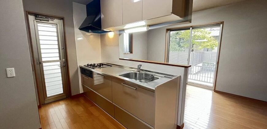 Casa à venda em Nagoya, Nakagawa-ku por ¥96,000/mês