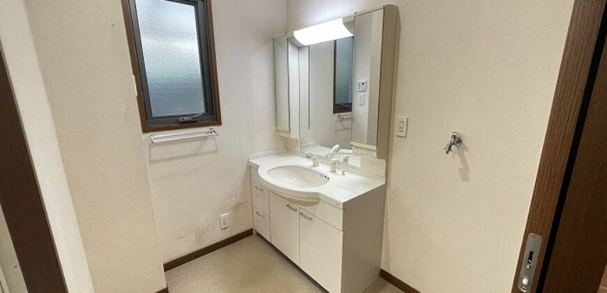 Casa à venda em Kobe-shi, Tarumi-ku por ¥113,000/mês