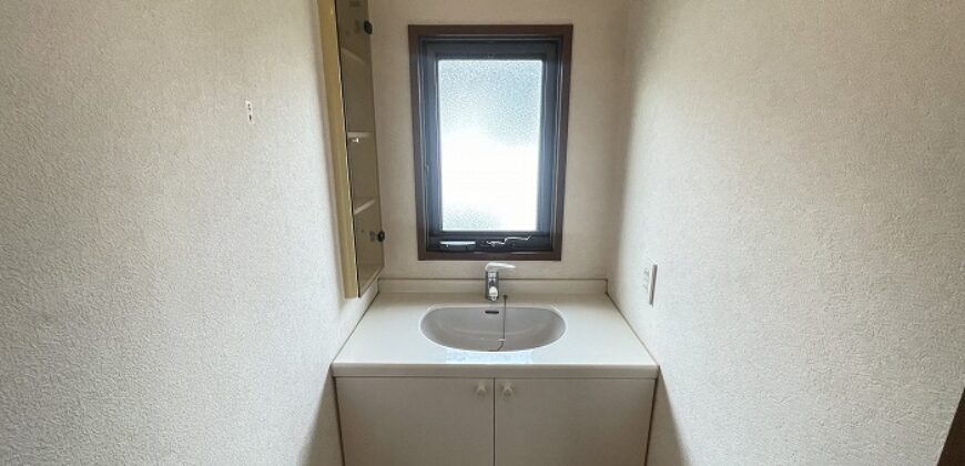 Casa à venda em Kobe-shi, Tarumi-ku por ¥113,000/mês