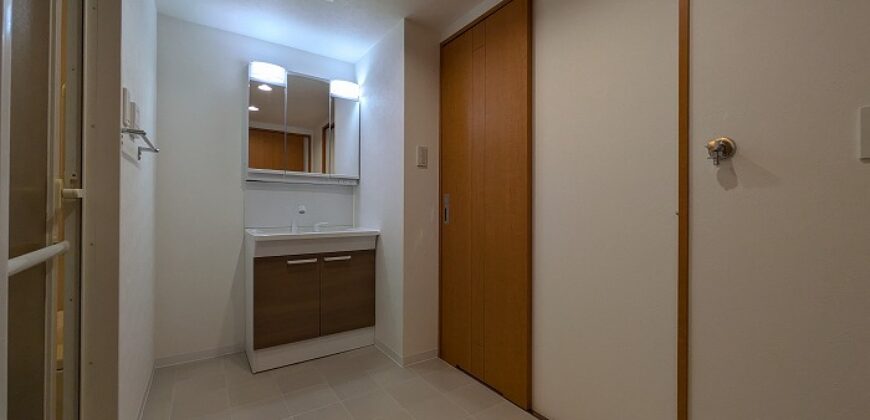 Apartamento à venda em Kashiba-shi, Shimodanishi por ¥57,000/mês