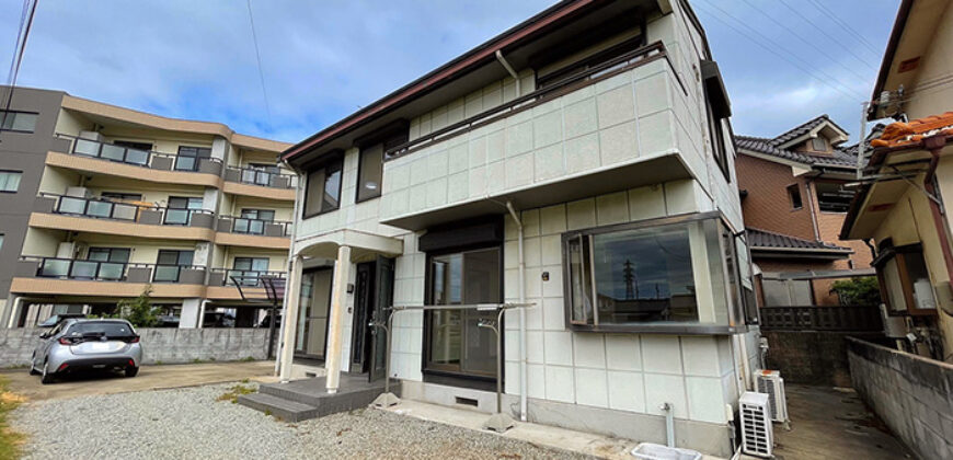 Casa à venda em Himeji-shi, Nishinakajima por ¥71,000/mês