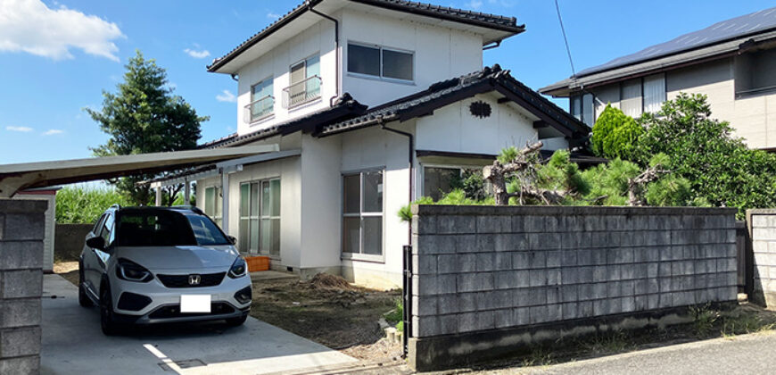 Casa à venda em Marugame-shi, Sanjo-machi por ¥40,000/mês