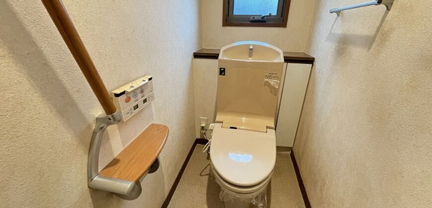 Casa à venda em Kobe-shi, Tarumi-ku por ¥113,000/mês