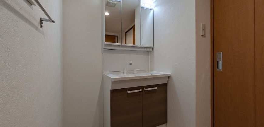 Apartamento à venda em Kashiba-shi, Shimodanishi por ¥57,000/mês