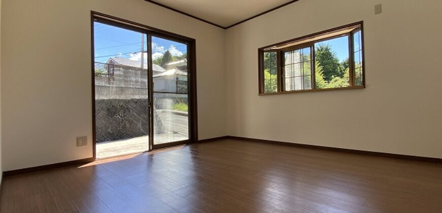 Casa à venda em Saijo-shi, Shimo por ¥34,000/mês