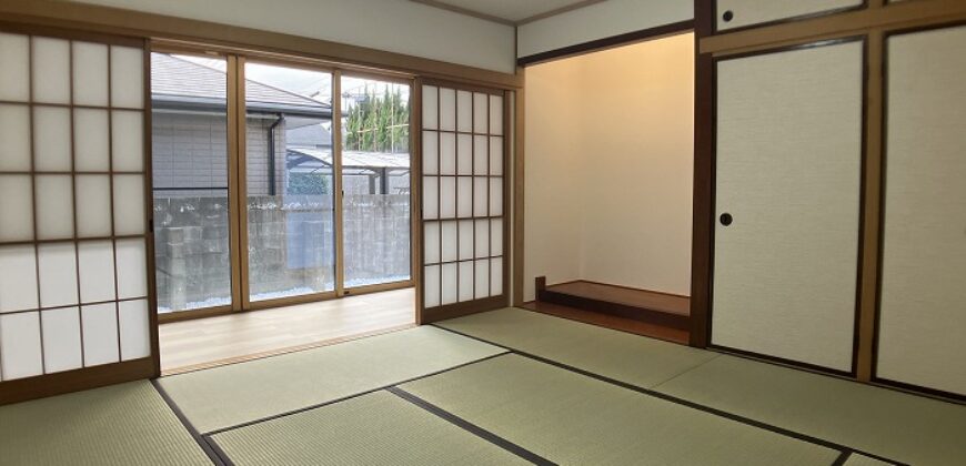 Casa à venda em Kasuga-shi, Kasuga por ¥153,000/mês