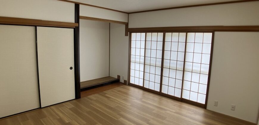 Casa à venda em Chikushino-shi, Hikarigaoka por ¥91,000/mês