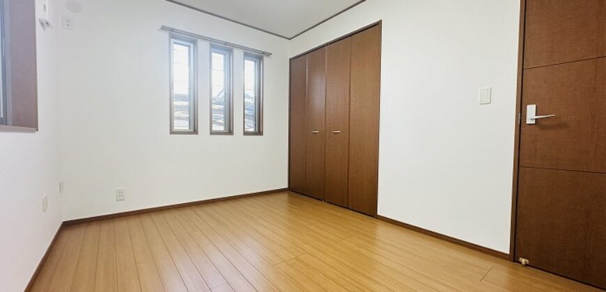 Casa à venda em Okazaki, Matsuhashi-chō por ¥77,000/mês