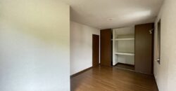 Casa à venda em Kobe-shi, Tarumi-ku por ¥113,000/mês