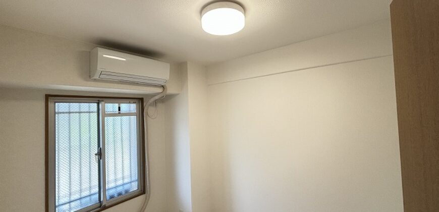 Apartamento à venda em Kyoto-shi, Fushimi-ku por ¥71,000/mês