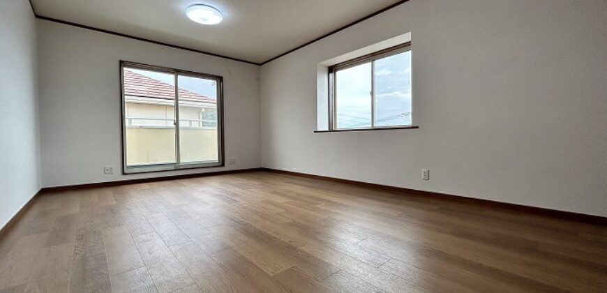 Casa à venda em Hiroshima-shi, Higashi-ku por ¥80,000/mês