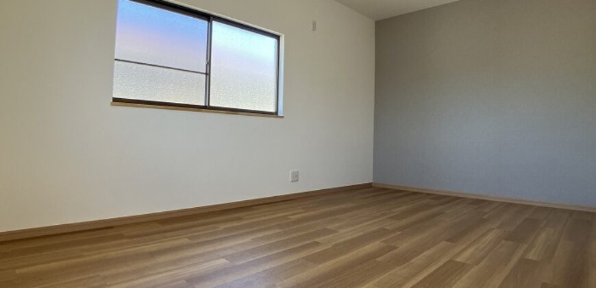 Casa à venda em Matsuyama-shi, Shimo por ¥37,000/mês