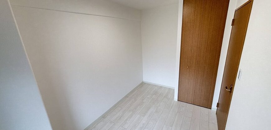 Apartamento à venda em Kyoto-shi, Fushimi-ku por ¥71,000/mês