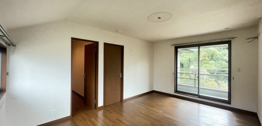 Casa à venda em Kobe-shi, Tarumi-ku por ¥113,000/mês